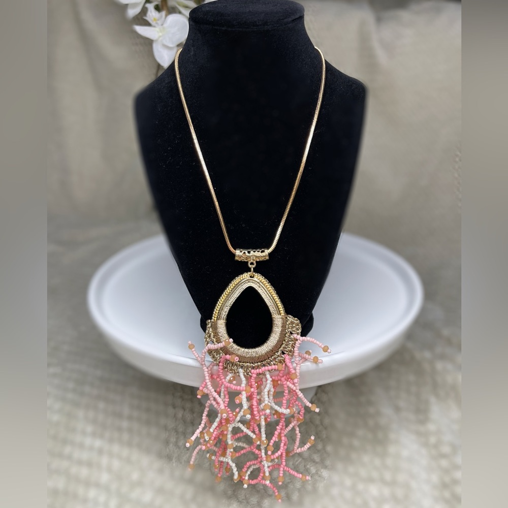 Cloie Beaded Coral Reef and Gold Necklace Set with Earrings